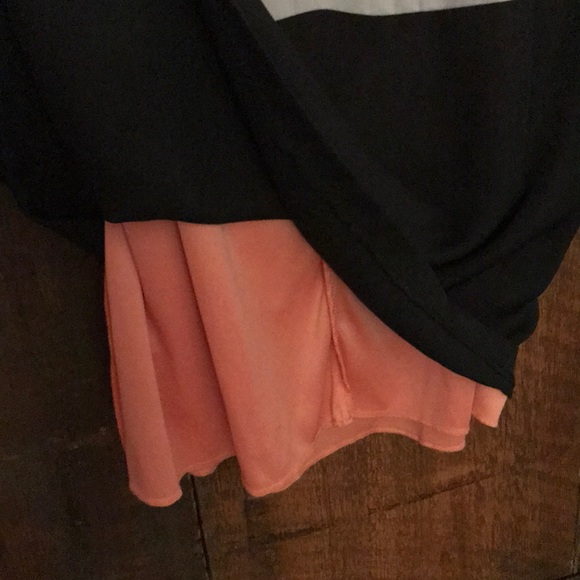 Simons Color-block Mini Dress - Picture 5 of 6